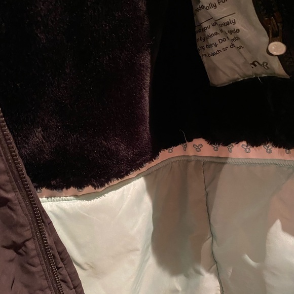 Aritzia TNA winter coat size small - Picture 2 of 3